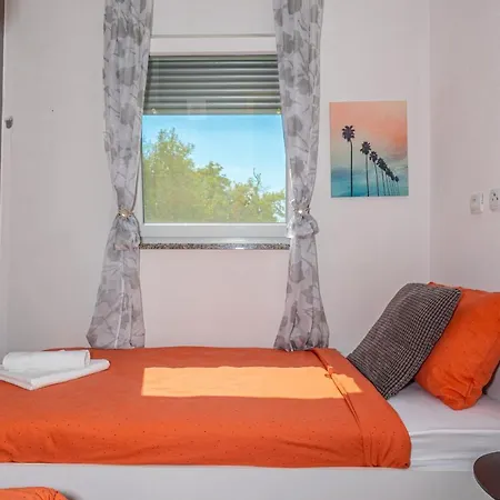 Apartment Apartman Iris Dramalj