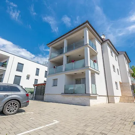 Apartman Iris